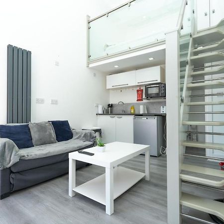 Modern & Stylish Studio In Reading Centre Apartamento Exterior foto